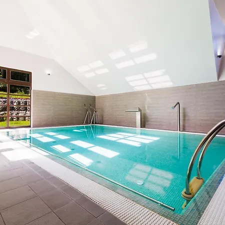Boutique Sudetia - Medical & מלון